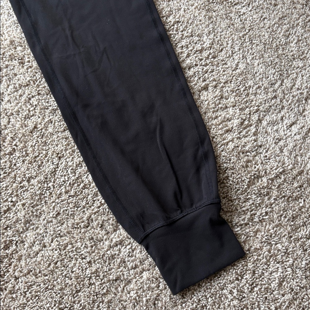 Lululemon High Rise Align Joggers - Picture 3 of 11